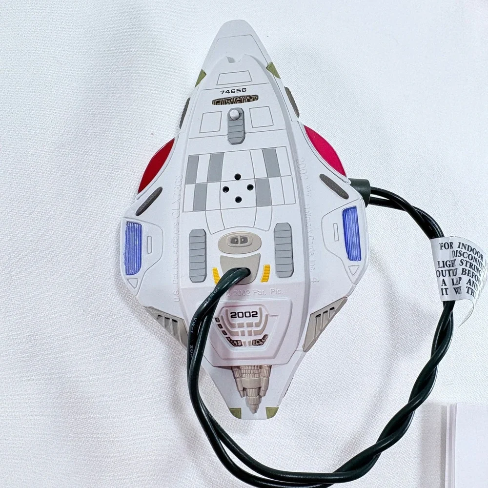 Hallmark Ornament Star Trek Voyager Delta Flyer 2002 Light Voice Boxed